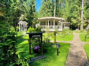 Domik na Opushke Sosnovyij Bor - Kottedzhi Na Seligere Guest House