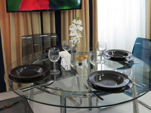 Wellrus Family 12 Apartment