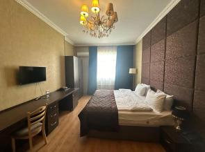 Отель Grand Mirror