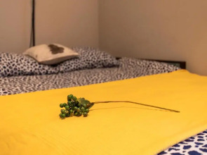 Гостевой дом Four Lions House (Фор Лайонс Хаус)