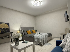 Na Naberezhnoy Volgi 33 Flat