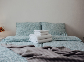 Апартаменты двухкомнатные в центре у озера