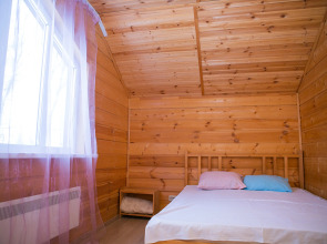 Dom V Chehove Guest House
