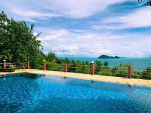 Отель Golden Hill Resort