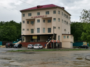 Отель Адмирал