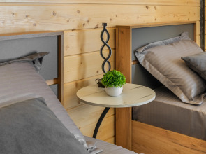 Частный дом AURA уютный домик с двумя кроватями