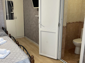 Гостевой Дом Солнечный Дворик Переулок Пихтовый 24