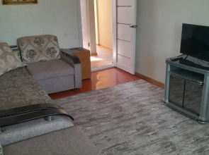 Dvukhkomnatnaya Kvartira Na Naberezhnoy Flat