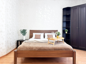 Prostornaya Kvartira V Tsentre Apartments