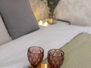 Квартира Двухкомнатная квартира у метро Минская, Парк Победы