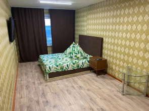 Na Sherstneva 19 Flat