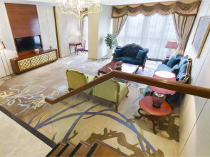 Отель Hotels & Preference Hualing Tbilisi