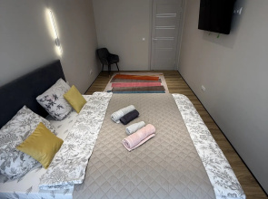 Novaya S Dizaynerskim Remontom Flat