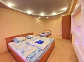 Two Pillows on boulevard Pischevikov, bld. 17