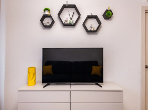 Квартира Наглый Диван