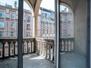 Квартира Стильная Евродвушка с Балконом в Центре Петроградской