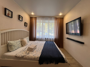 Апартаменты Unique Apart Каштан рядом с РИАцентром, КузГТУ и кинотеатром Космос на Демьяна Бедного 3