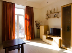 Квартира двухкомнатная набережная Северной Двины 95