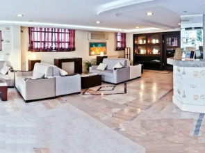 Отель Tepe Hotel & Business Suite