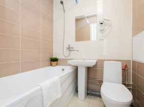 Апартаменты HomeHotel Горького 80/1