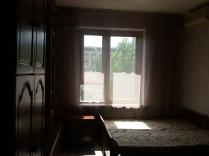 Апартаменты 3 комнатная квартира на аллее героев 2