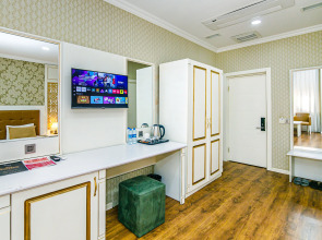 Отель Maris Baku