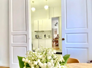 Квартира Art Tolstoy House