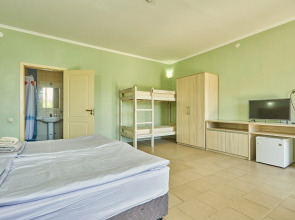 Отель Серебряный Пляж