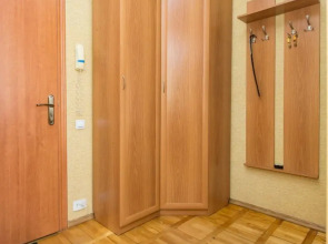 Квартира Типанова 16