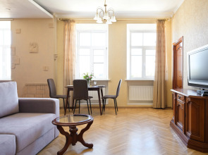 Апартаменты  1912 с видом на крыши Петроградки и Телебашню