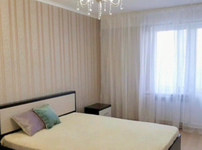 Kvartira Prostornaya Kvartirka Vozle Tsentralnogo Parka Flat