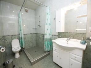 Гостевой дом с 5 спальнями