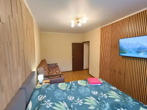 Апартаменты Двухкомнатные на втором этаже с балконом