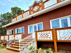 U Lukomorya Guest house