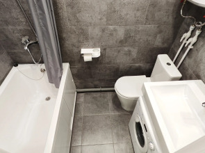 Апартаменты Лазурная студия у метро Суконная слобода