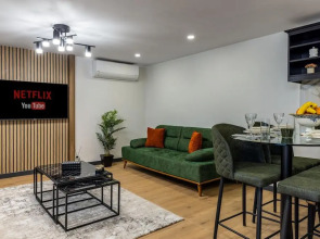 Отель BayMari Suites City Life