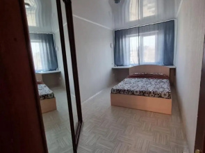 Uyutnaya Dvukhkomnatnaya Flat