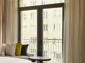 The Alexander, a Luxury Collection Hotel