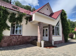 Kamenny Tsvetok Guest House