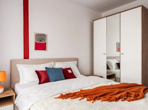 Квартира Гуашь Художника с видом на город