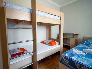 Апартаменты Двухкомнатные с двориком и парковкой