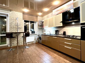 Квартира 3-комнатная Видовая Yarapartments на Набережной