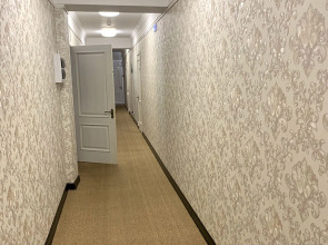 Отель Корона