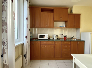 Апартаменты 2 комнаты красивый сад и зона барбекю