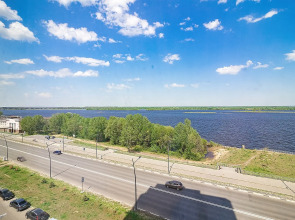 Апартаменты двухкомнатные c видом на Волгу на Волжской набережной  25, м.Cтрелка. Сова-Дом