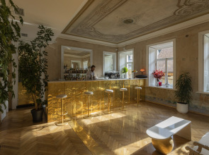 Unfound Door - Design Hotel