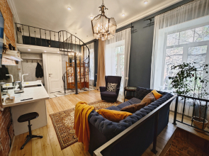 Апартаменты Винтаж с Собственным Двориком