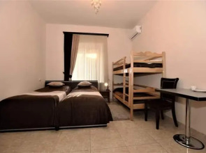 Отель Comfort House