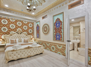 Отель Asian Plaza