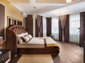 Отель Кристэлла